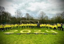 50 Trainings-T-Shirts und Regenjacken für Veerter Juniorinnen